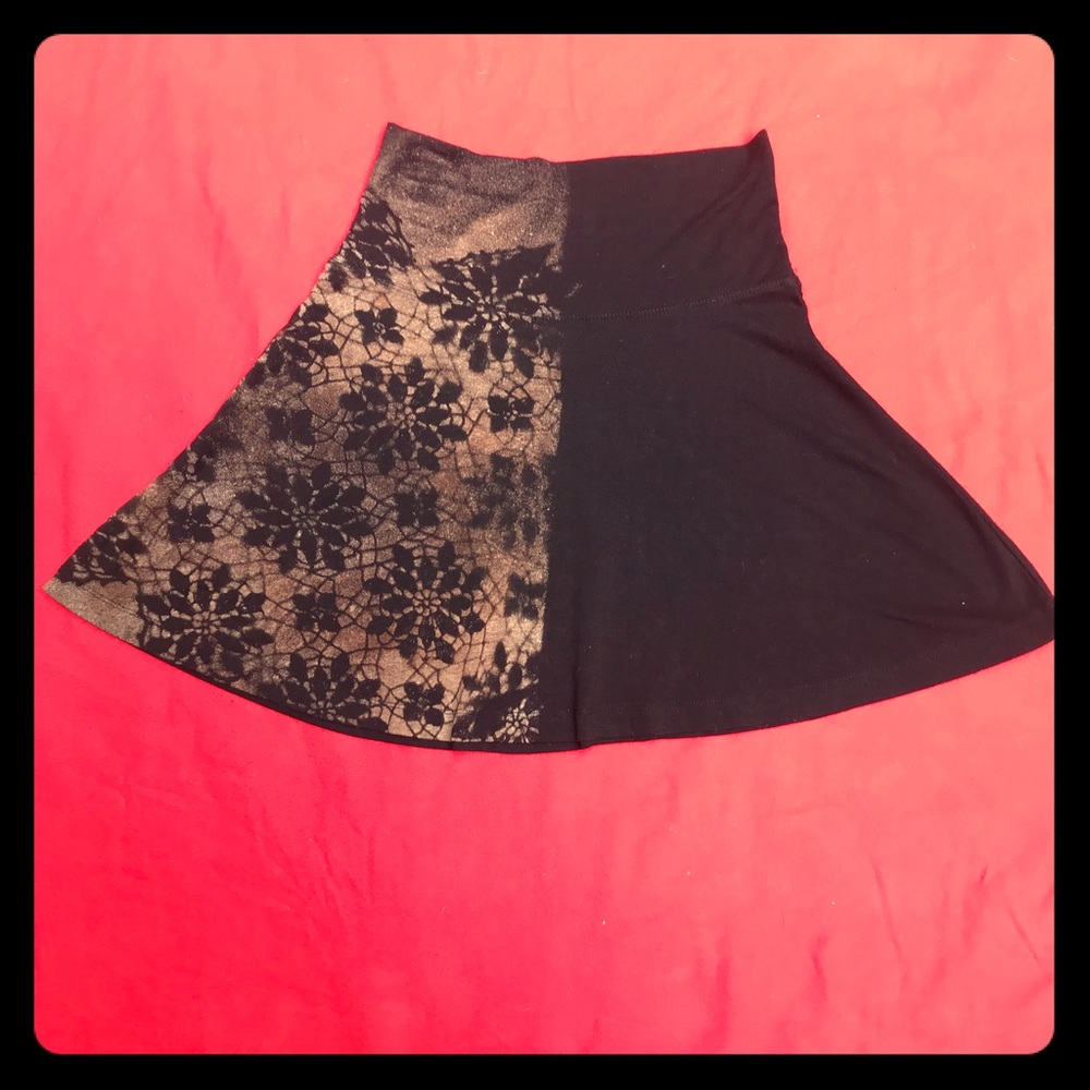 Batik-printed mini skirt